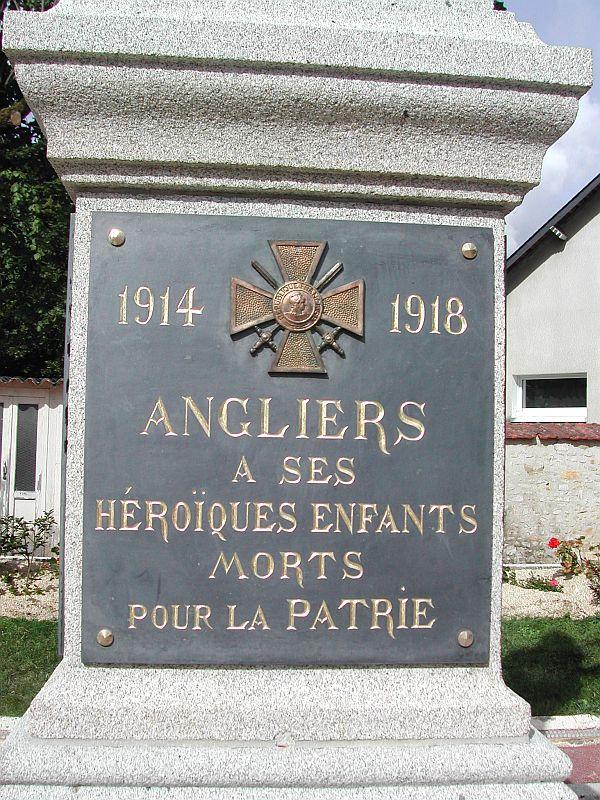 Monument 3